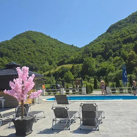 Etno Selo Relax Chalet *